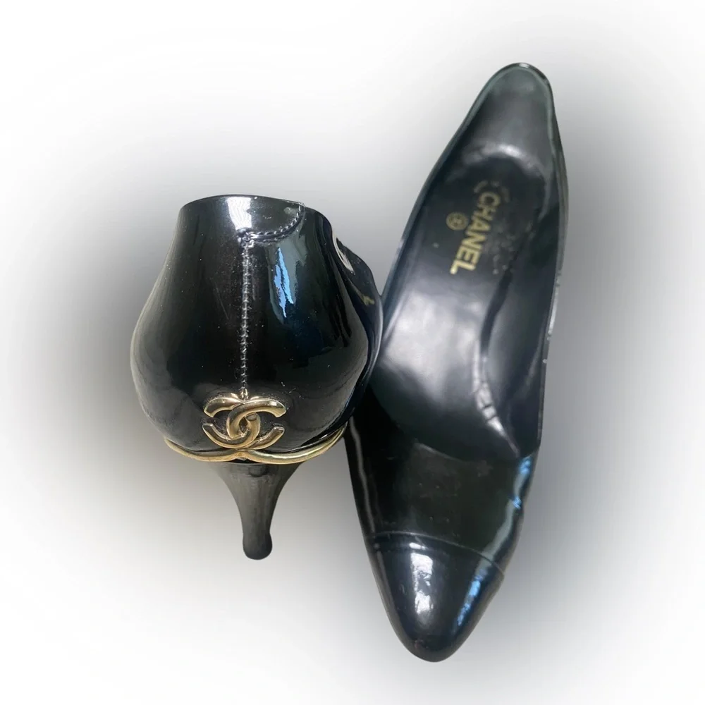 CHANEL Black Patent Leather Heels with Gold Accent size 39.5